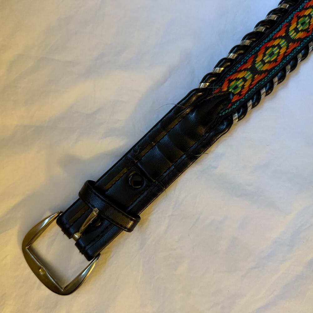vintage vegan leather embroidered belt, black w/ silver buckle, M - Picture 7 of 7